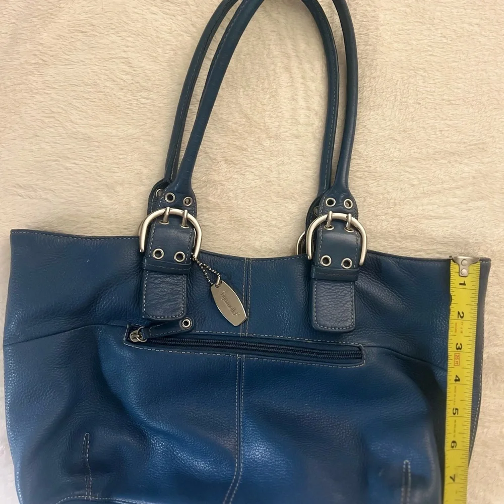 Tignanello leather bag and matching wallet. - Picture 3 of 9